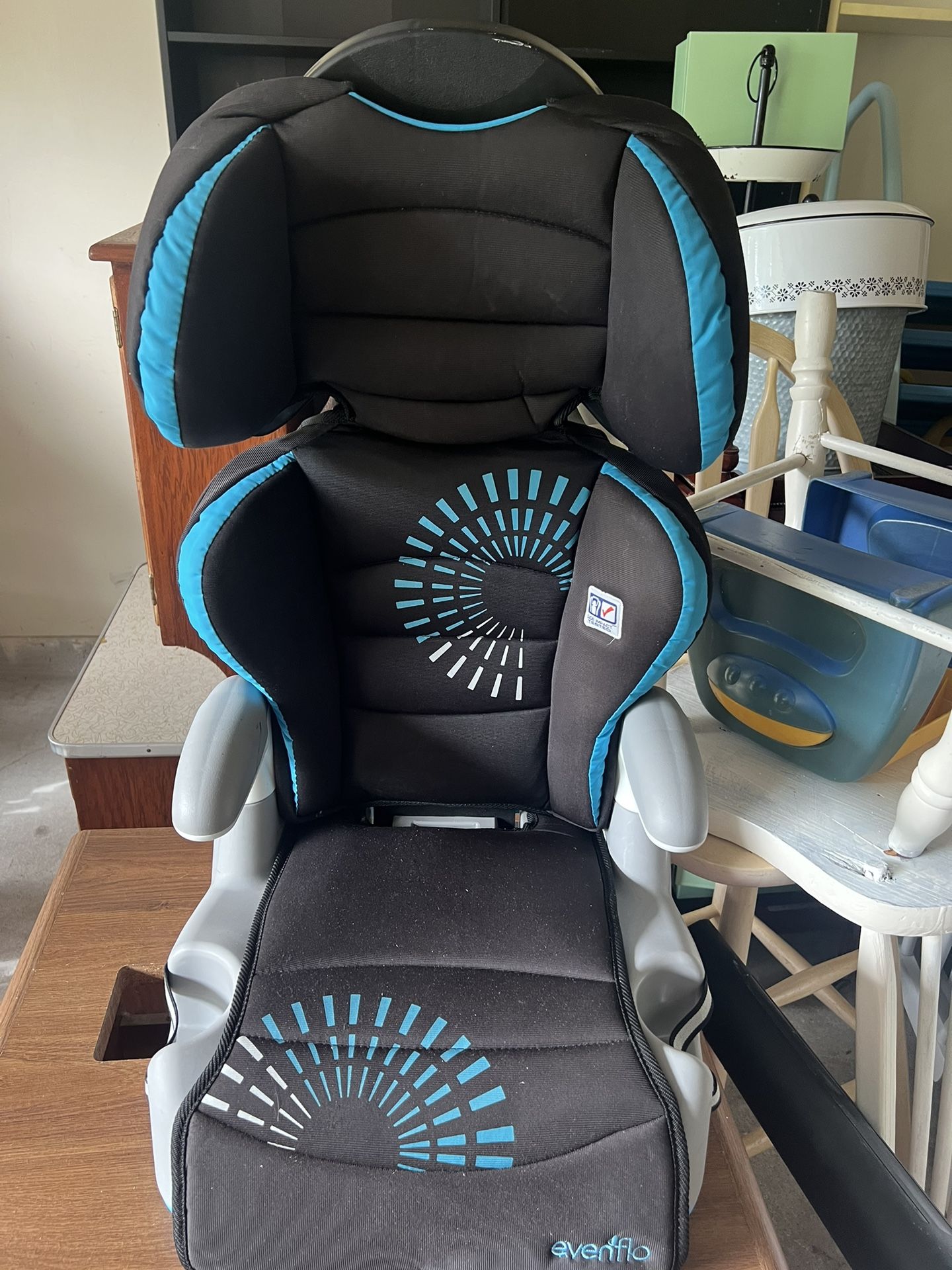Car Seat 10$