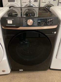 Samsung 5.0 cu.ft. Smart Front Load Washer with Super Speed Wash and Steam