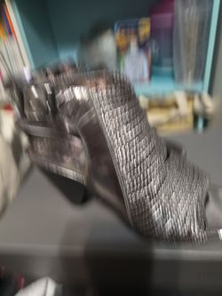 Vince Camuto heels sz 9.5