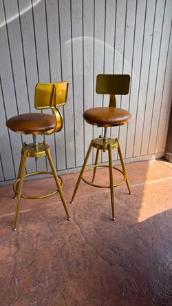 Set of 2 barstools