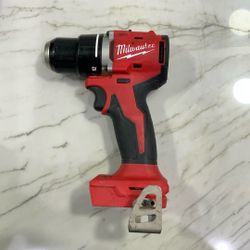 Milwaukee 1/2 (13mm) Drill Driver 18v  3601-20 