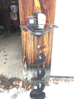 Strikemaster 10 ice auger only used twice