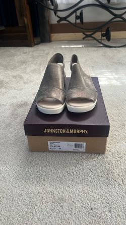 Johnston & Murphy ladies sandals