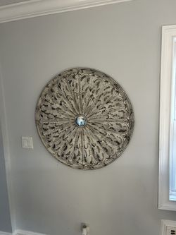 ✨ Large Decorative Round Wall Medallion – 35” Diameter – Distressed Antique Style ✨