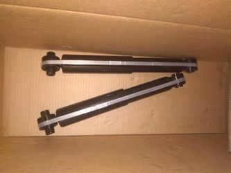 Brand New Rear Shocks For 2008-12 Nissan Rouge