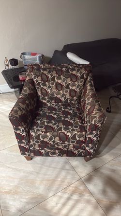 Living Room Arm Chair