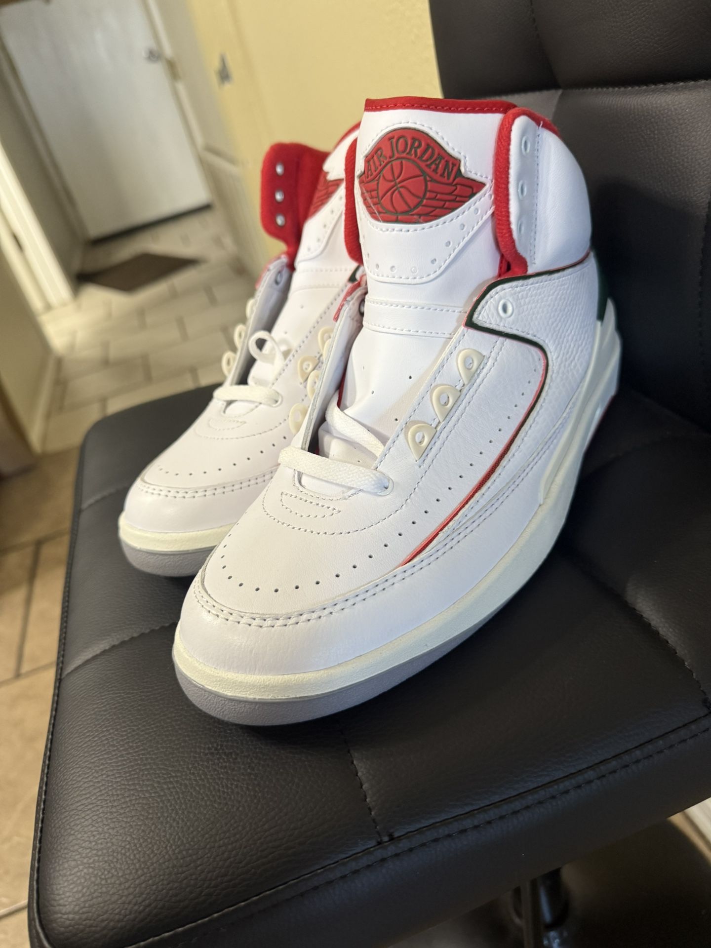 Jordan 2s Retro