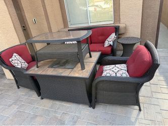 Outdoor patio furniture