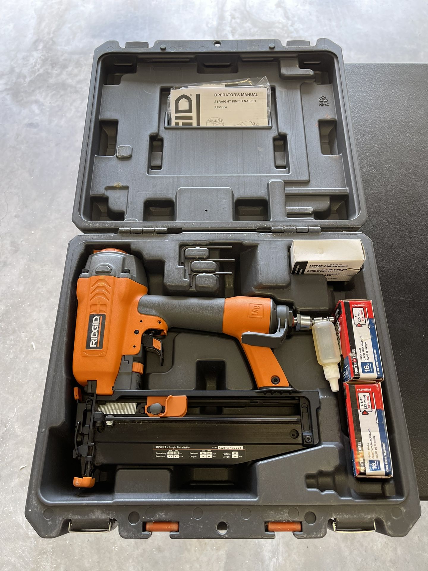 Rigid Strait Finish Nailer