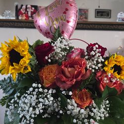 Flower arrangements for valentines