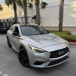 2019 Infiniti Qx30