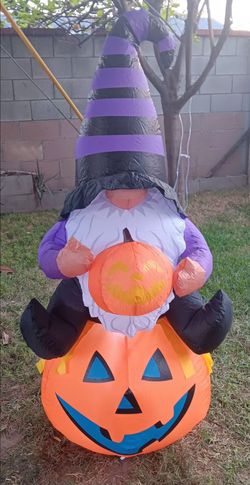 Halloween Inflatable Gnome