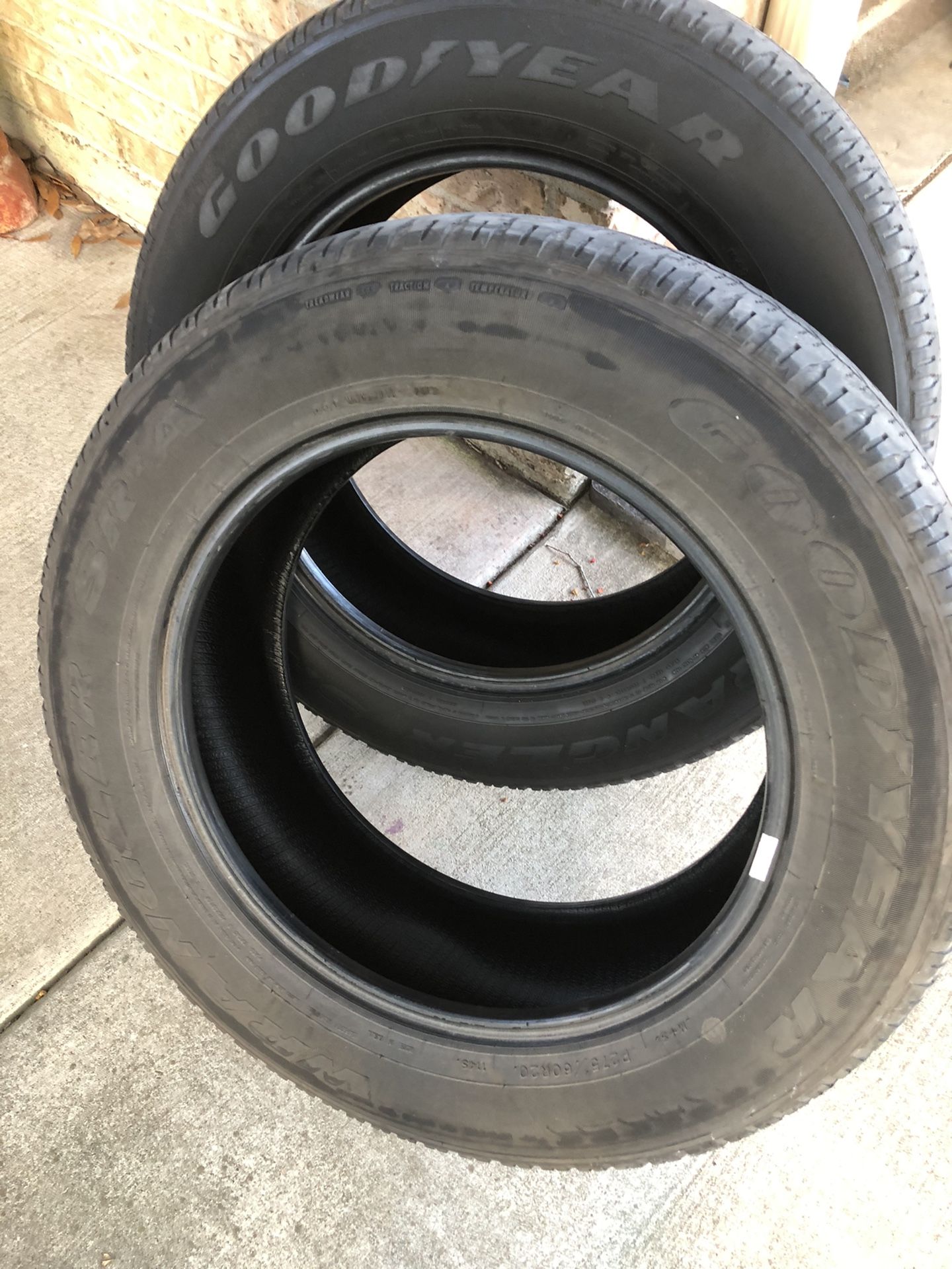 Goodyear wrangler SRA 275/60/R20