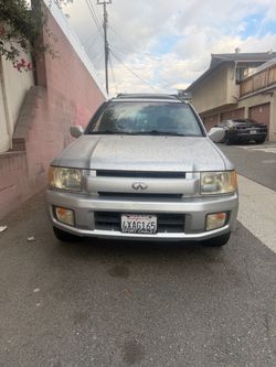 Infiniti QX4