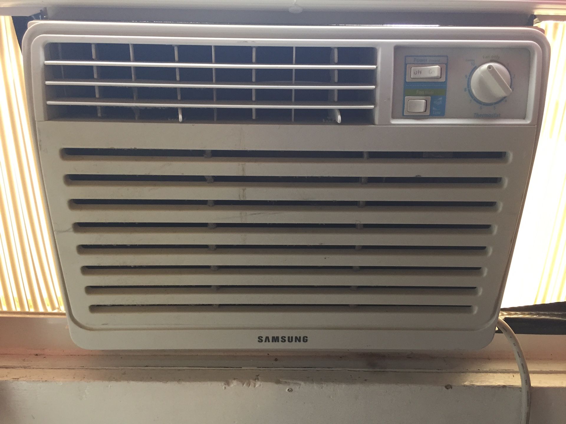 AC window unit Samsung