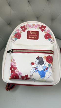 Like New - Loungefly Disney Snow White Mini Backpack