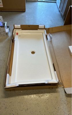 60” X 32” Shower Base Pan in White Center Drain stand up