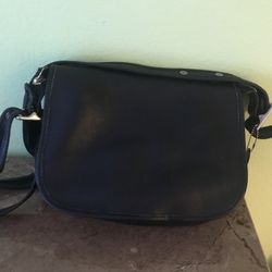 Blk Leather Soft Coach Purse