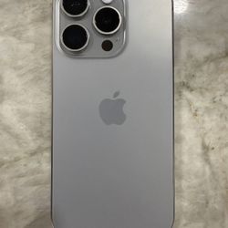 iPhone 15 Pro 128gb Natural Unlocked