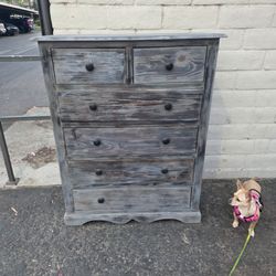 Free solid wood dresser