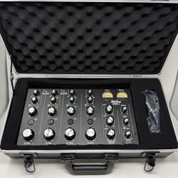 MasterSounds Radius 4 Analog Rotary DJ Mixer - Black in Excellent condition 