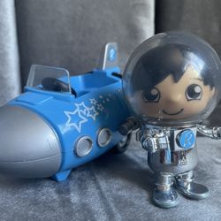 Ryan's World - Astronaut Mini Figure w/ Blue Rocket Ship