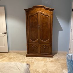 Armoire Real Wood