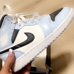 Air Jordan 1 Mid (GS)