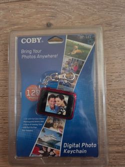 Coby DP-161 Digital Photo Keychain