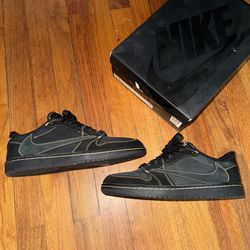 Travis Scott phantoms size 8.5