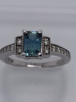 Aqua Marine diamond ring