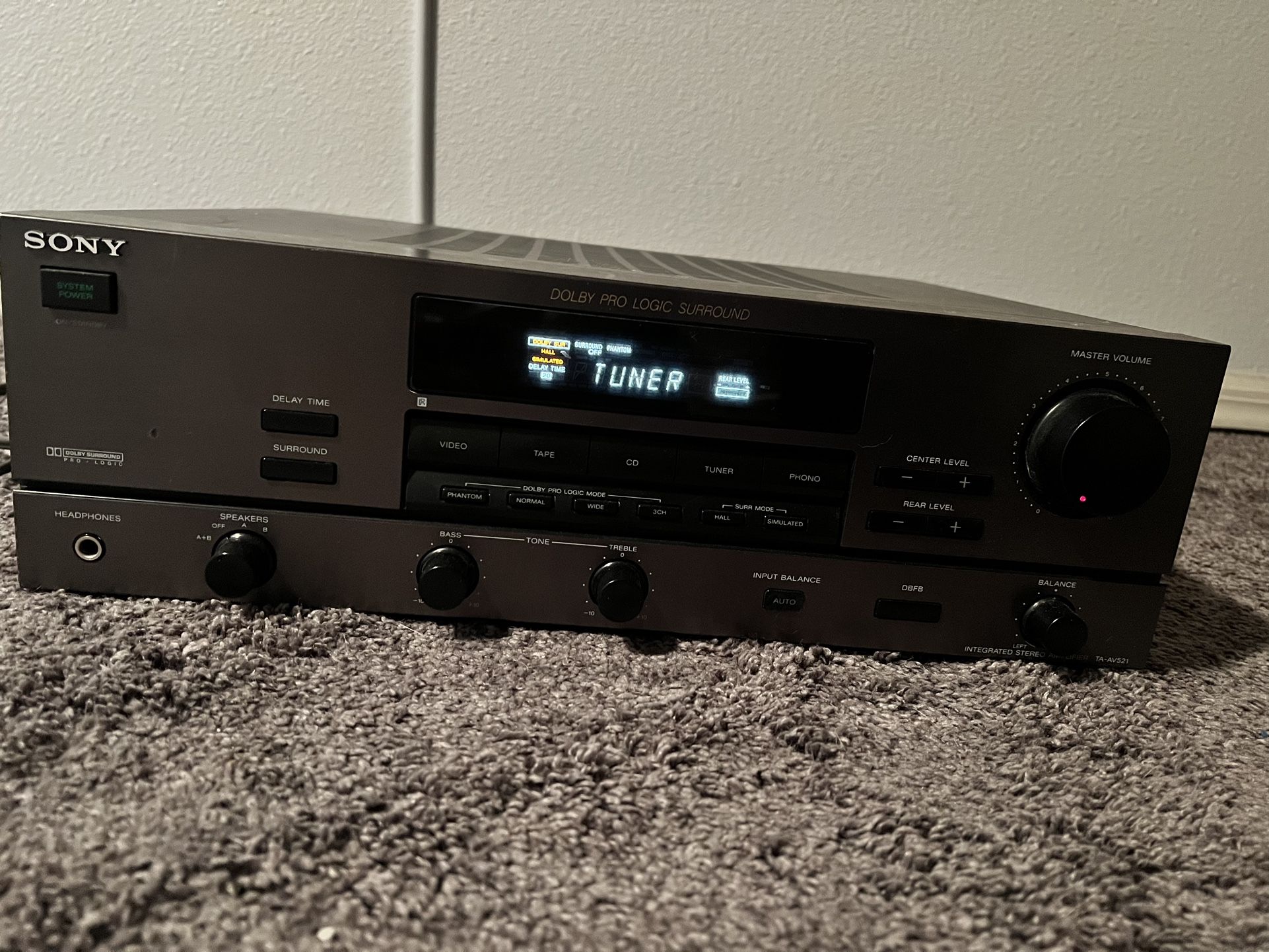 Sony TA-AV521 Stereo With phono Input 