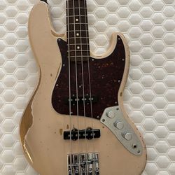 Fender Flea Signature Jazz Bass with upgrades