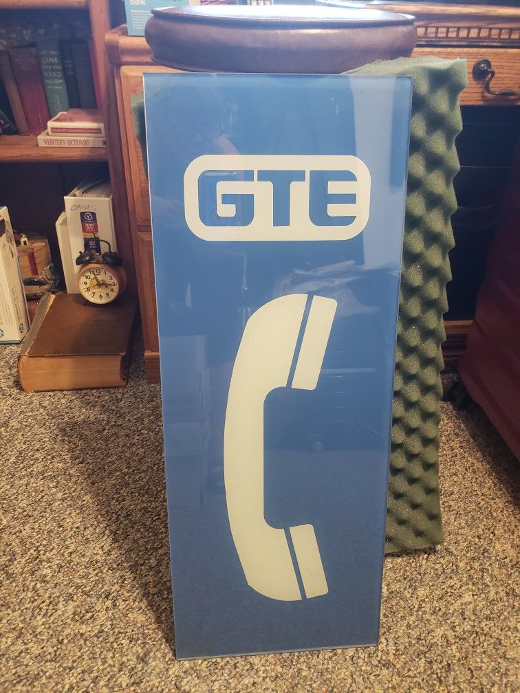 GTE GLASS phone Booth Panel. 29" by 11". Perfect Condition.