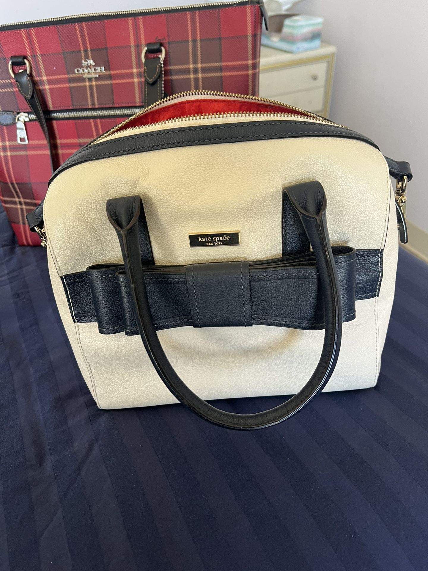 Kate Spade Handbag for Sale in Atlantic City, NJ - OfferUp