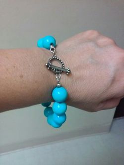 .925 sterling silver toggle clasp large turquoise beads bracelet.