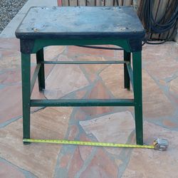 Tool stand