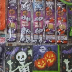 New Unopened Sealed All Kind Of Halloween Decorations And Supplies So You Don't Have To Buy Them Next Year Everything You See For $20 