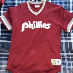 Phillies Baseball Jersey( Men’s Medium)