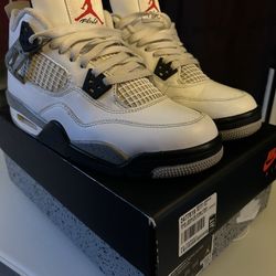 Jordan 4 White Cement