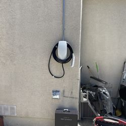 Tesla Wall Connector Car Charger Nema 1450 Outlet EV
