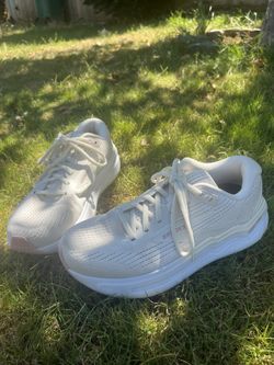 Brooks Ghost Max 2