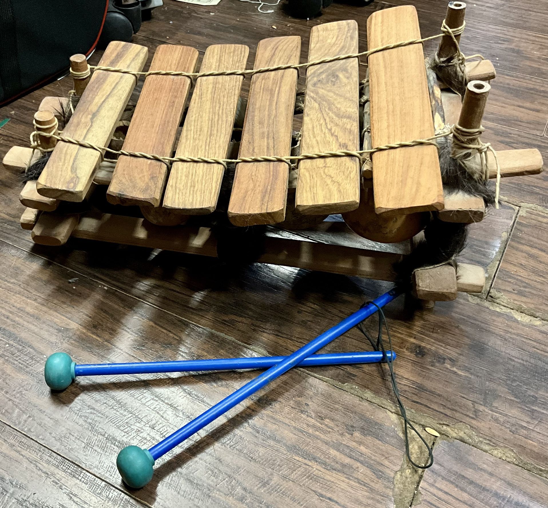 African 6 Bar Balaphone (15"x10"x6") w/ Mallets