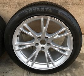 1 Tesla Model Y Gemini 19inch rim