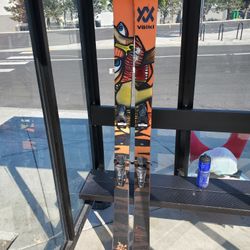 Volkl Revolt 95 173cm