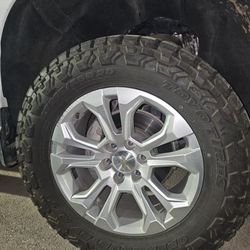 Toyo Open Country R/T Trail 295/60r20