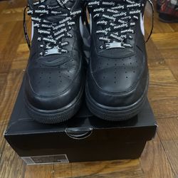 Supreme Air Forces Size 13