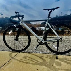Single speed, aluminum bike brand new