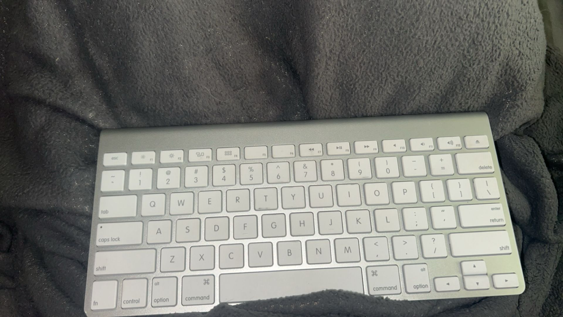 bluetooth apple keyboard