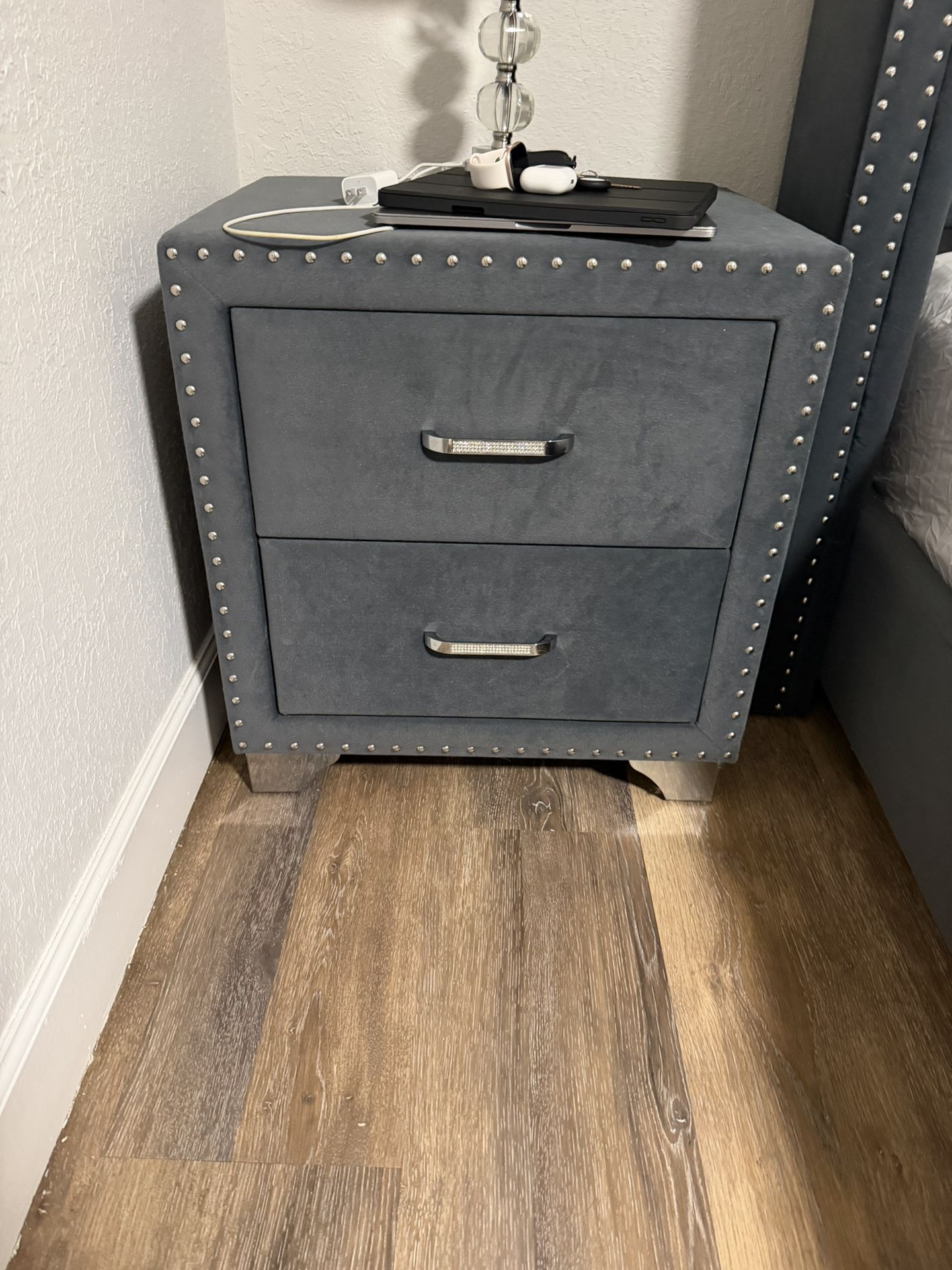 Moving Sale Queen Bedroom Set